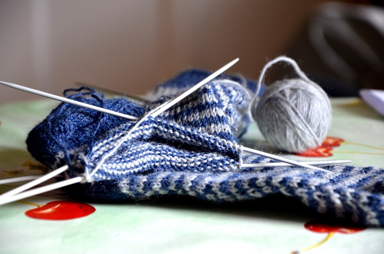 jak zrobić skarpety na drutach